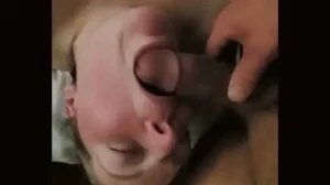 Fucking amatuer Amy’s face