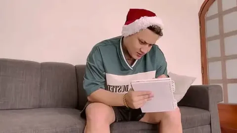 mi amiga y yo le damos un regalo a nuestro tonto vecino alejandra palacios 1733496405